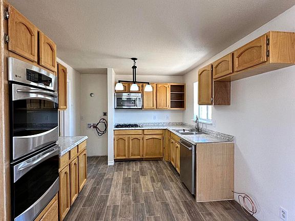 5th image of 9020 Mount Shasta Dr
