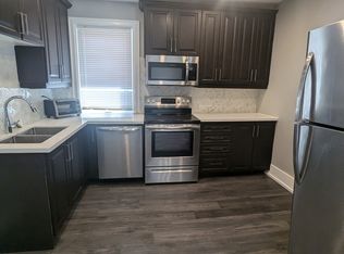 11 Fairleigh Ave N #2, Hamilton, ON L8L6H1