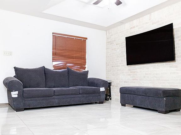 2nd image of 4301 Black Buck Cir