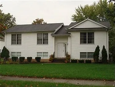 15000 Carol Dr photo 1