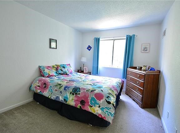 4th image of 1832 E 97th St #1832