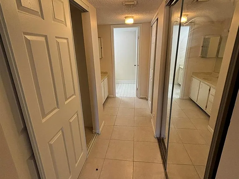 9833 Westview Dr #822 — Photo 12