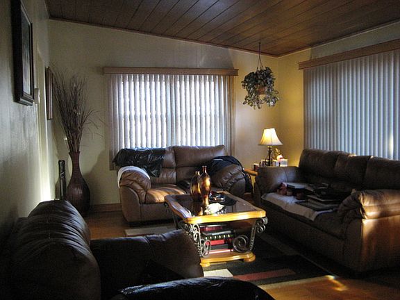 5th image of 333 Somonauk St