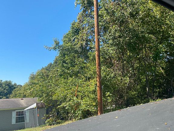 4th image of 1316 Allgood Dr