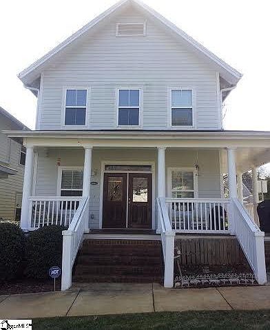 Bottom floor condo with porch