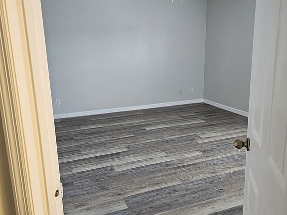 4th image of 15653 Galbi Dr