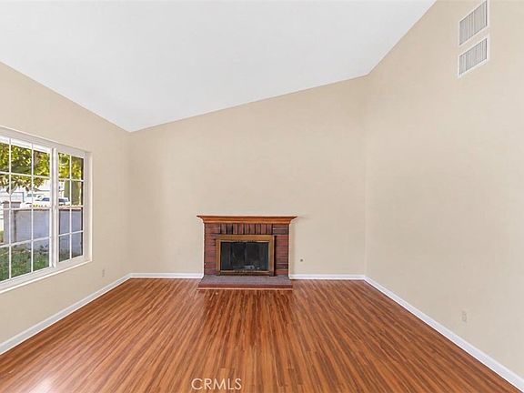 3rd image of 37739 Mentor Ct
