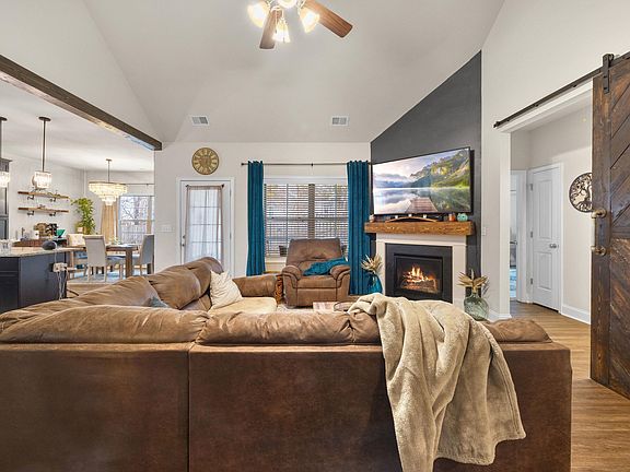 5th image of 133 Scalybark Rd