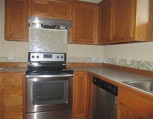 4th image of 13409 Saint Martin Dr