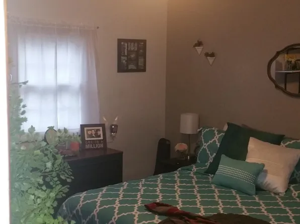 417 W Calhoun St, Macomb, IL 61455