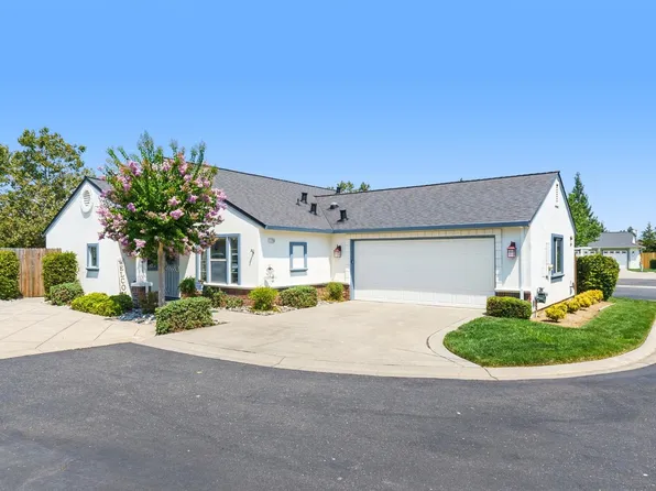 720 Young Ct, Galt, CA 95632