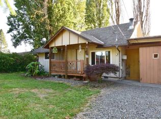 1621 N 2nd St, Silverton, OR 97381