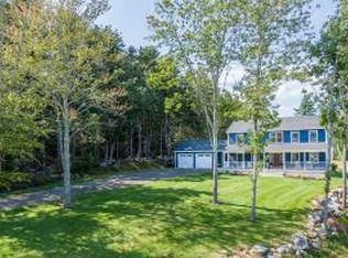 32 Old Stone Rd, Lincolnville, ME 04849