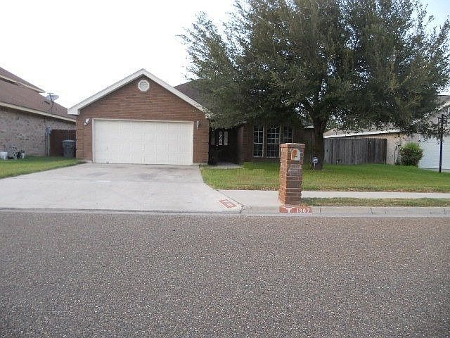 1st image of 1307 Hunters Chase Dr