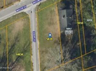1013 Macon St, Kinston, NC 28501