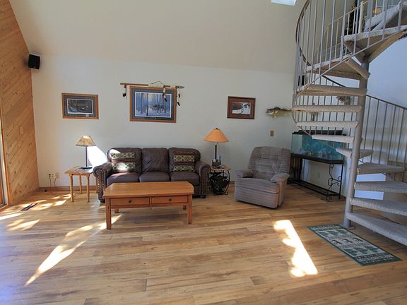 Spiral stairs to master loft