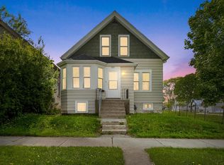 2207 S 61st St, West Allis, WI 53219