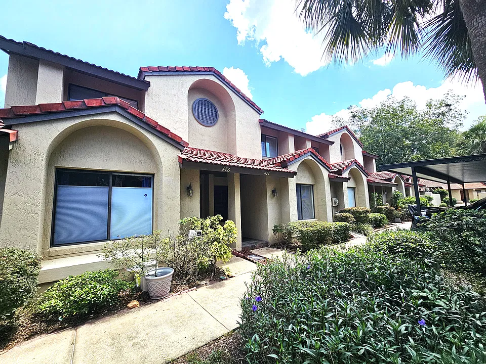 474 Club Dr