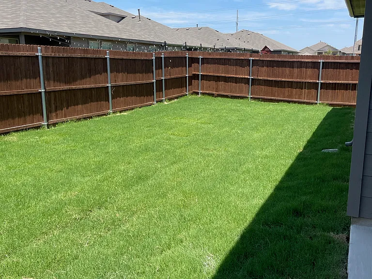 15537 Putney Way — Photo 16