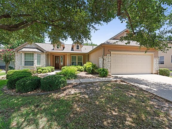 3rd image of 103 Brooks Cir