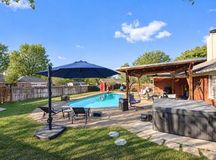 1701 Oakmeadow Dr, Decatur, TX 76234