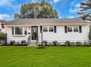 748 Sprague Ave, Franklin Square, NY 11010