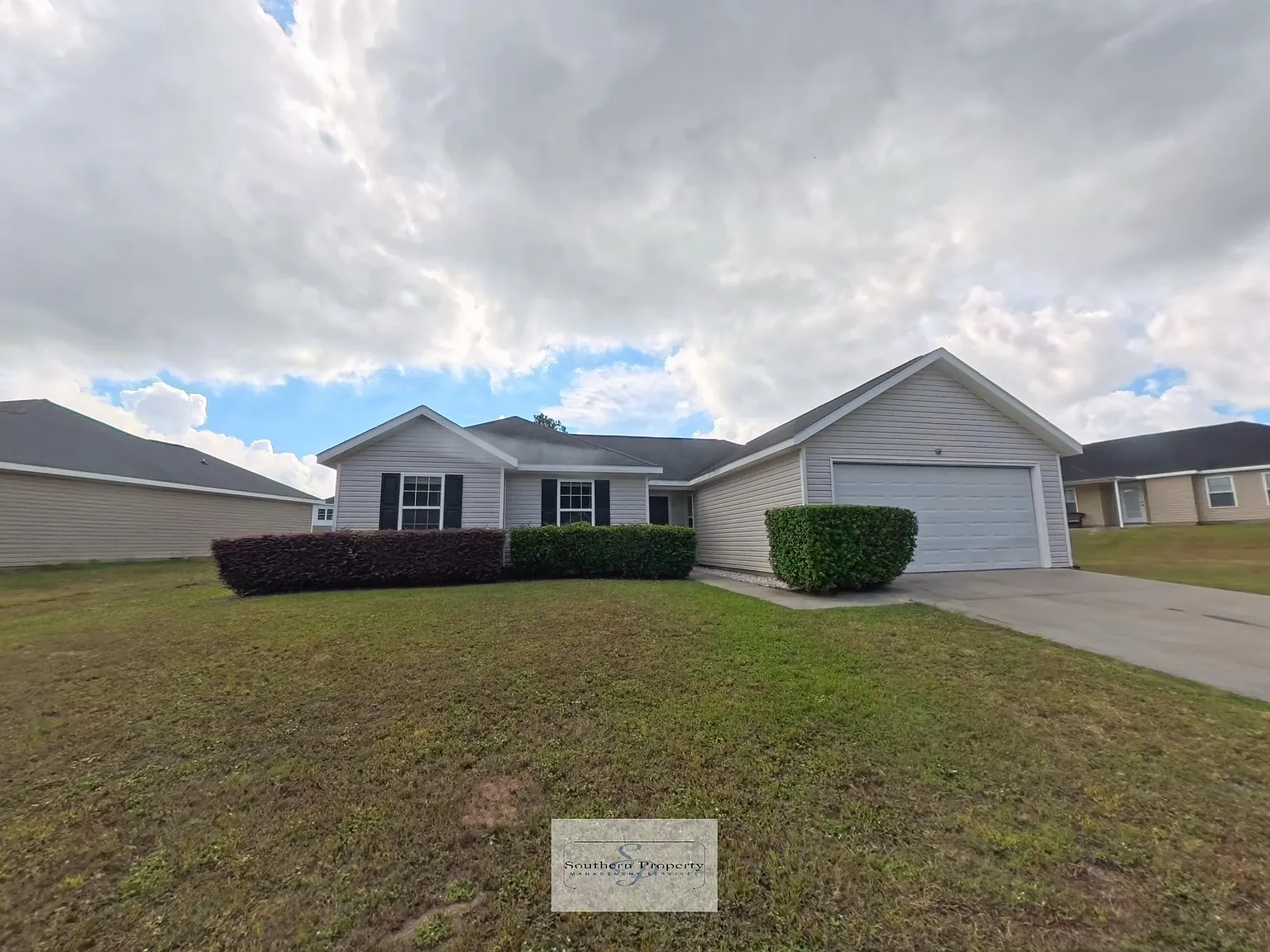 3 bed, 1418 sqft, $1,650 — Photo 3