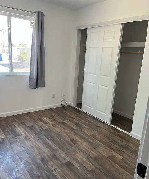 1223 N Dysart Rd #2 — Photo 19