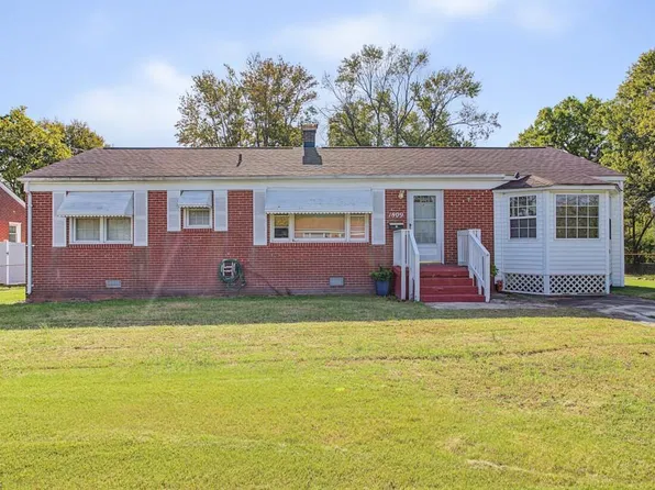1809 Gildner Rd, Hampton, VA 23666