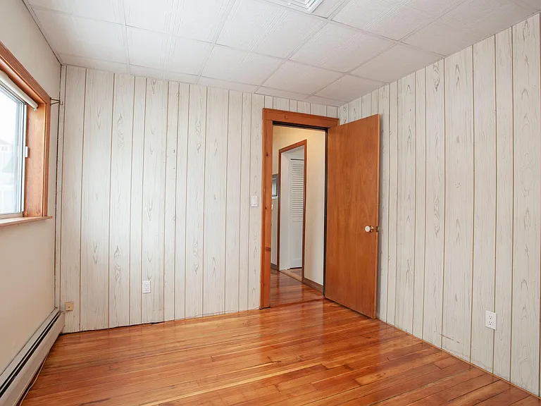 18 Cottage St #2 — Photo 11