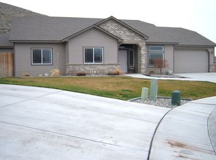 2801 Cabela Ct, Richland, WA 99352