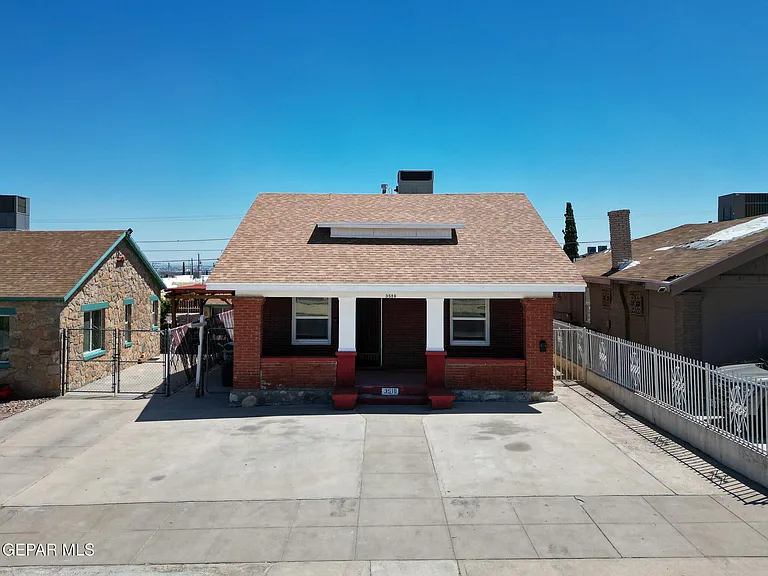 3510 Porter Ave #1 — Photo 2