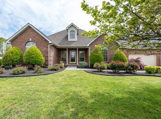 1636 Hollister Dr, Alcoa, TN 37701