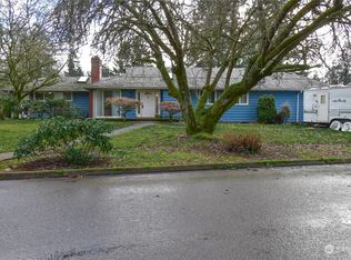 9504 Maple Ave SW, Lakewood, WA