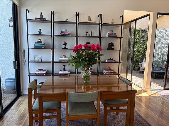 3rd image of 500 E Del Mar Blvd