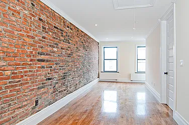 Rented by Weinstein Realty Group
