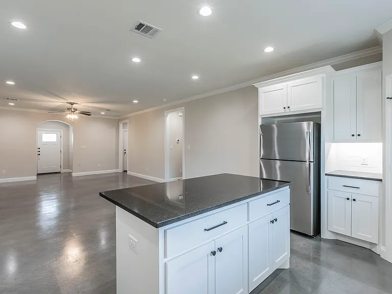 704 Wind Sail Ct — Photo 12