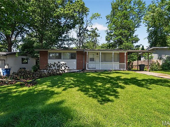 4th image of 10223 Reba Dr