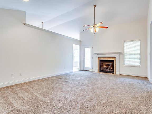 4th image of 5818 Trestle Way