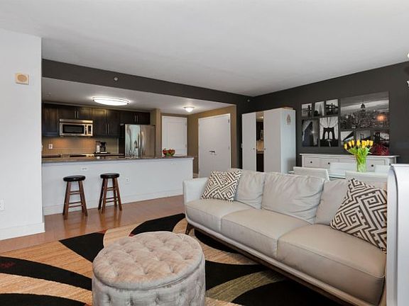 4th image of 88 Morgan St APT 303
