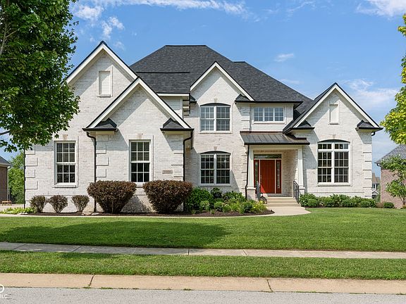 2nd image of 5044 Sweetwater Dr