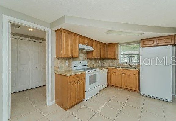 3rd image of 3347 Salisbury Dr