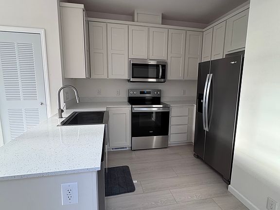4th image of 2554 Quail Dr