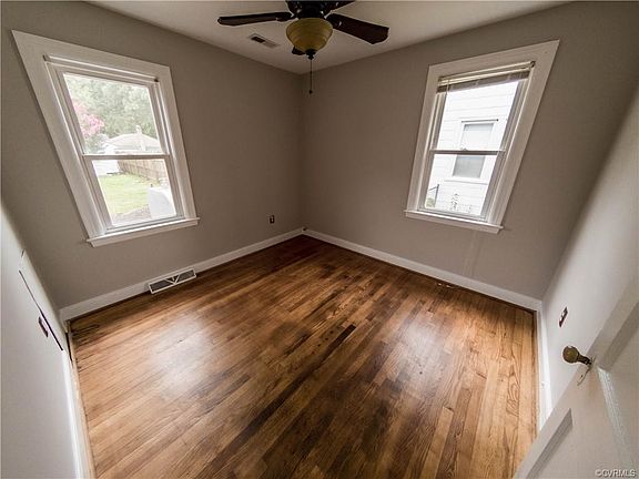 5th image of 2527 Irisdale Ave