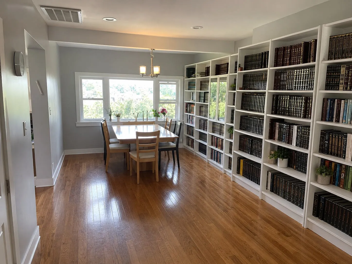 4 bed, 1650 sqft, $2,400 — Photo 3