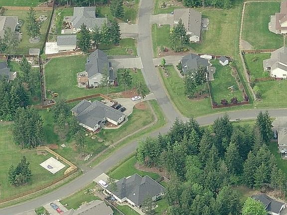 2nd image of 4701 Snowgrass Pl NE