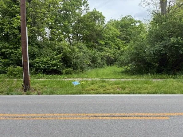 896 Tyrone Pike, Versailles, KY 40383