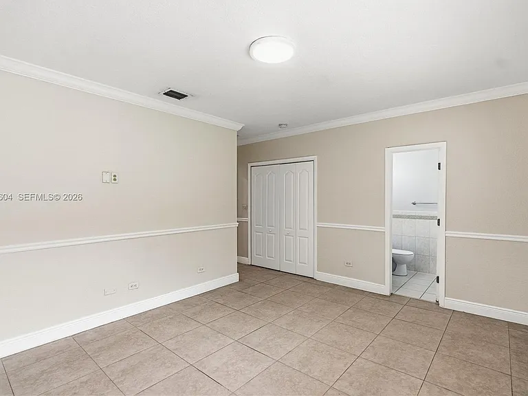6801 SW 102nd Ave — Photo 18