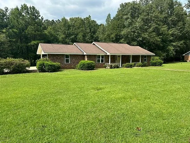 3 bed, 2.0 bath, 1522 sqft, $1,500 — Photo 2