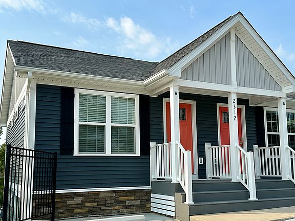 Private, lighted covered entry for late night arrivals
